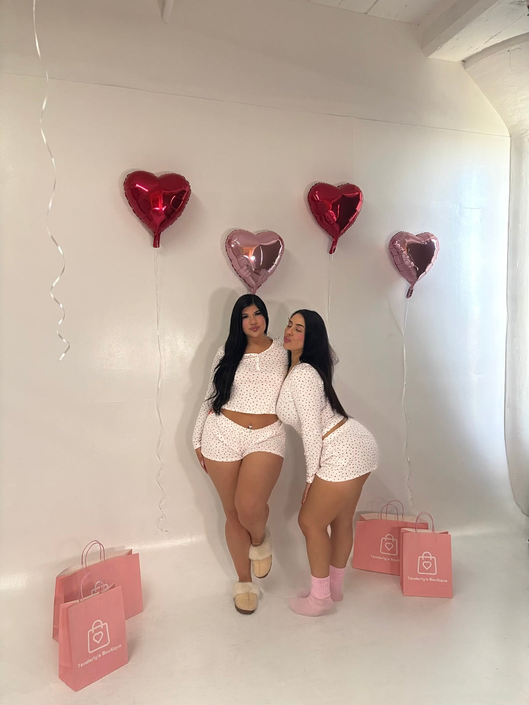 VDAY Lounge set