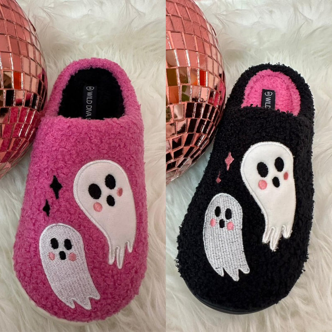 Spooky ghost slippers 👻
