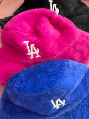 LA Furry bucket hat