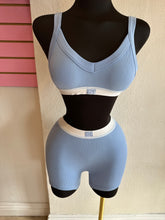 Chloe set