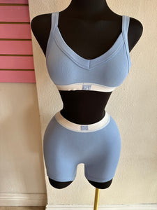 Chloe set