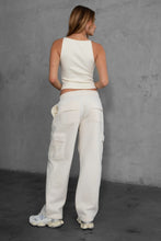 On cloud cargo sweats