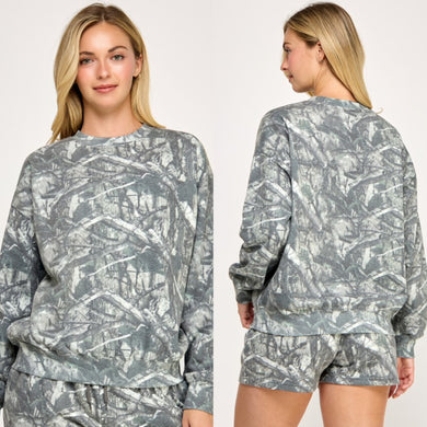 Camo crewneck