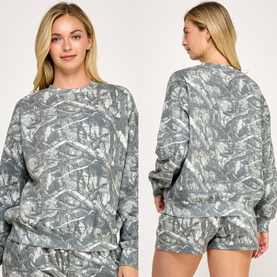 Camo crewneck