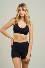Chloe set